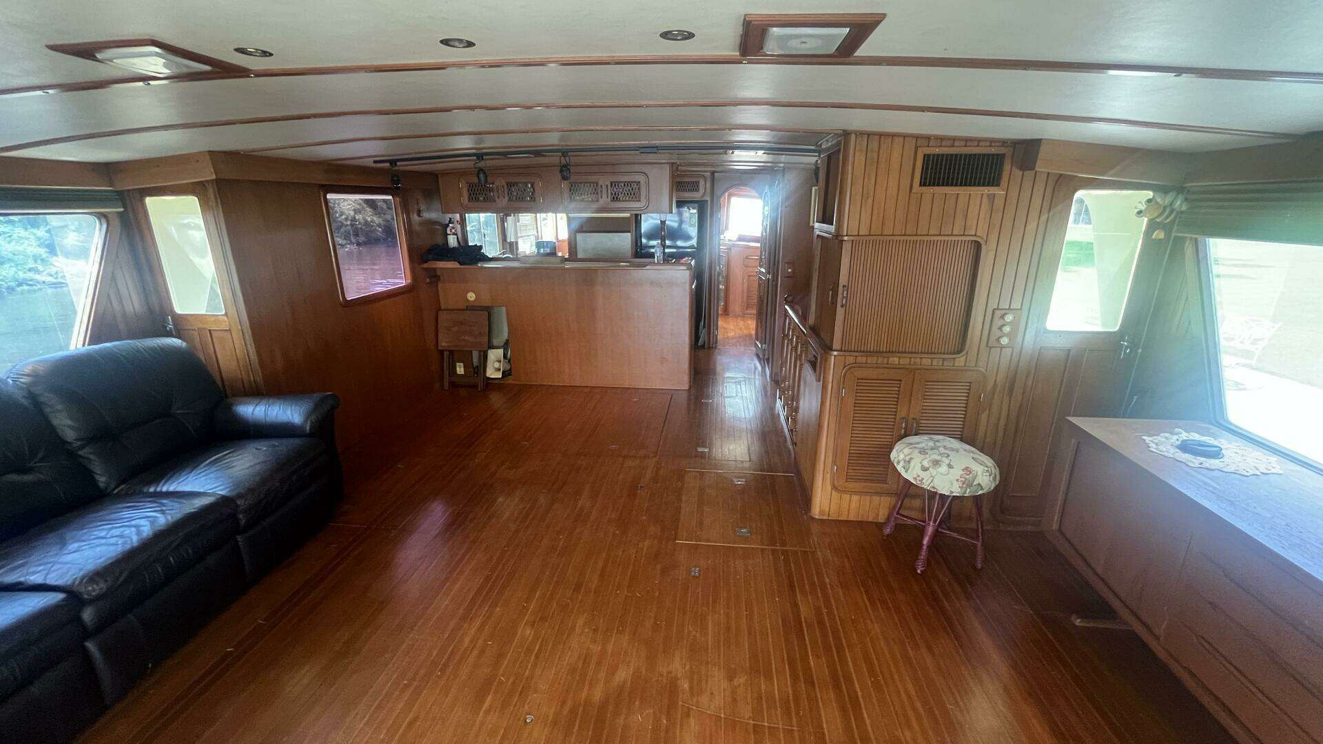 1986 Marine Trader Med Yacht 62 Yachtfish - Image 71