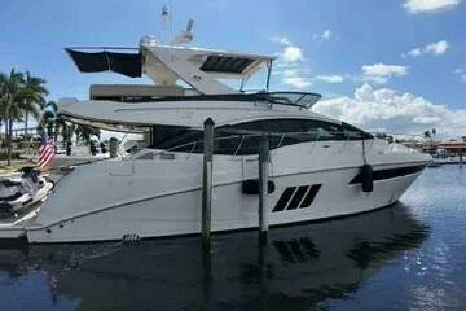2016 Sea Ray L590 Fly - Image 2