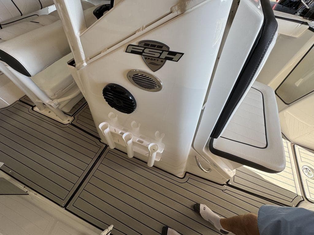2025 Yamaha Boats 255 FSH Sport E - 13