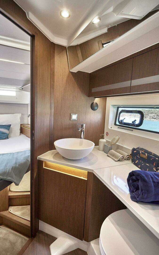 2026 Beneteau Antares 12 Coupe - Image 7