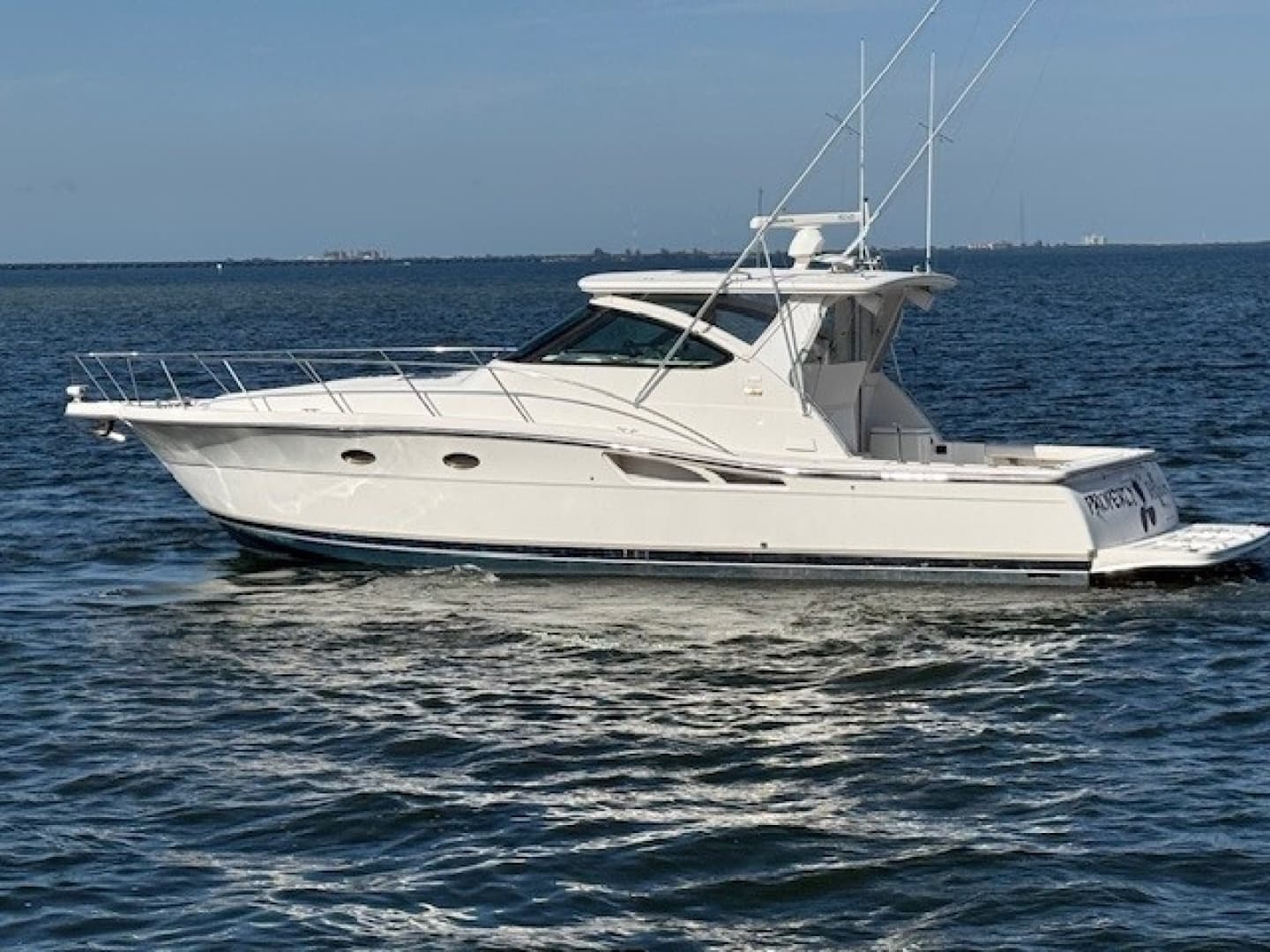 2007 Tiara Yachts 4200 Open - Image 9