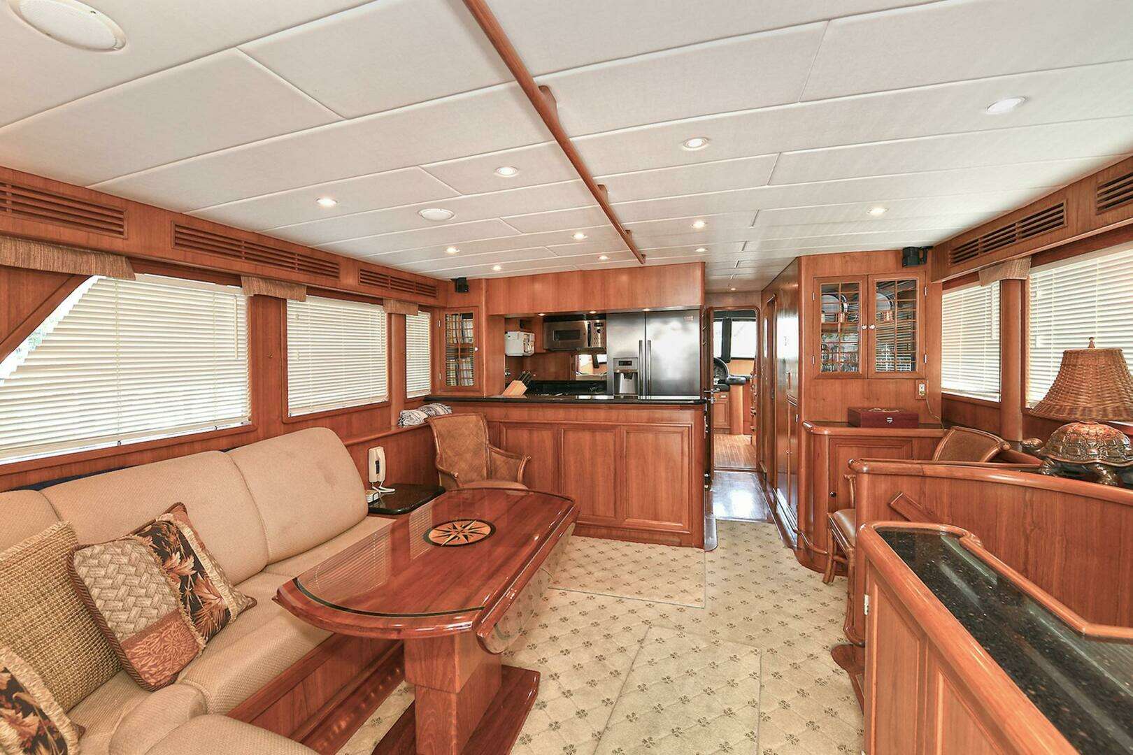 2002 Grand Alaskan Flushdeck - Image 16