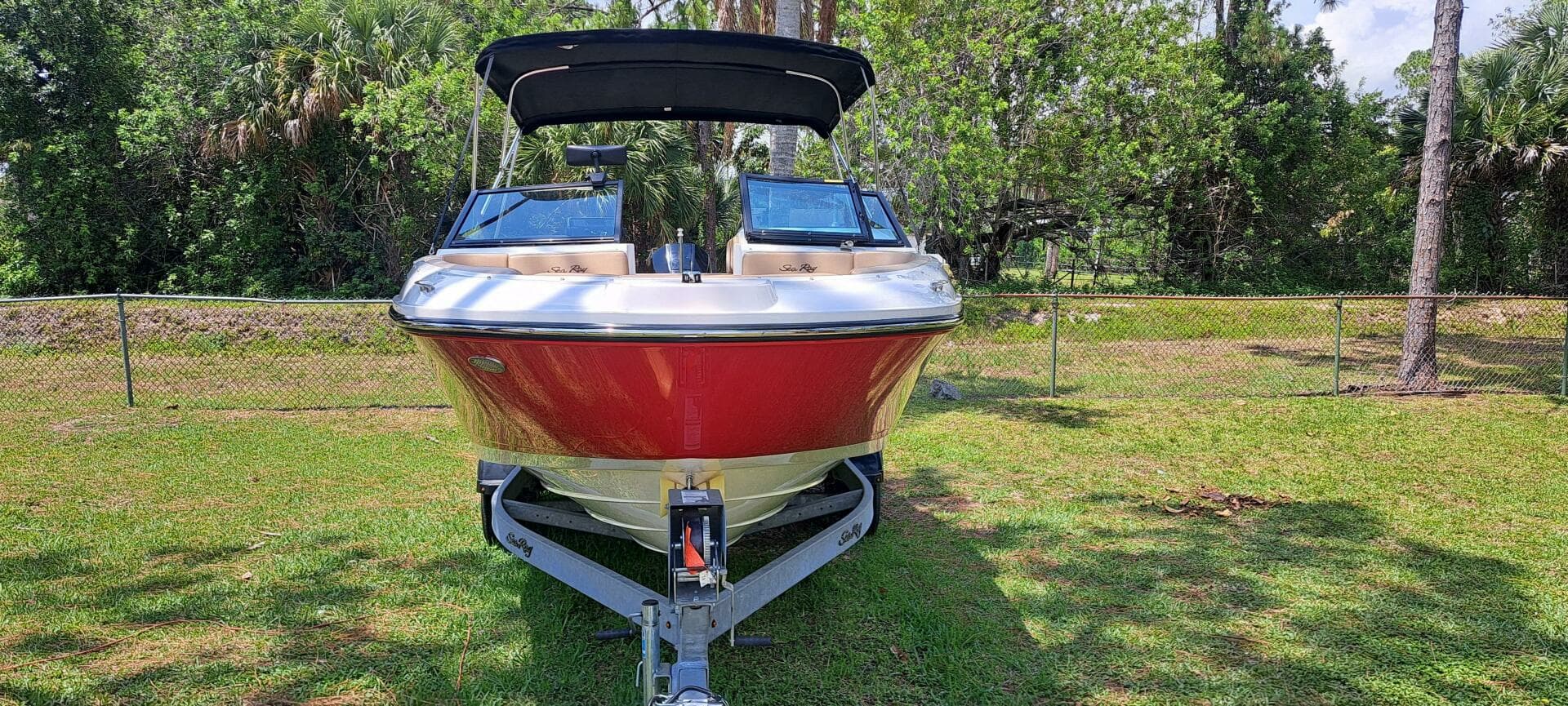 2019 Sea Ray SPX 230 OB - Image 9