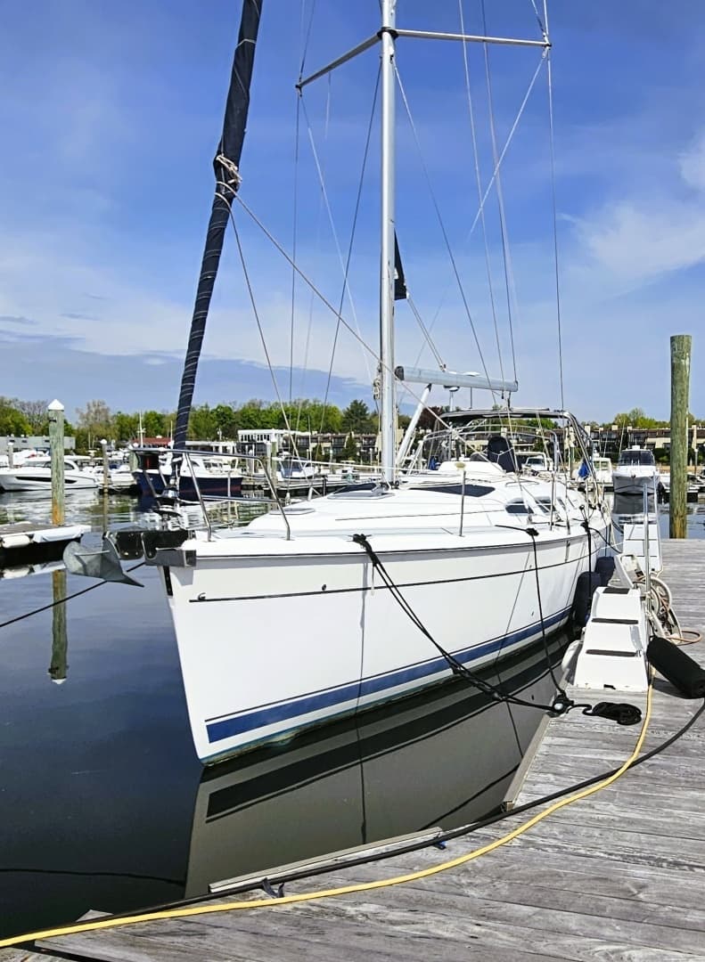 2007 Hunter 41 DS - Image 3