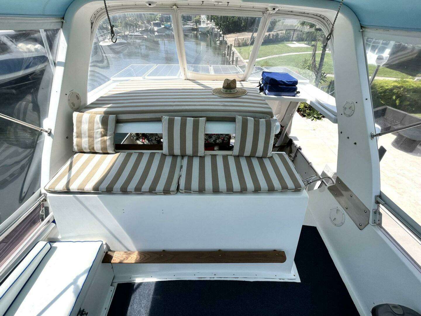 1987 Symbol 44 Sun Deck MK II - Image 29