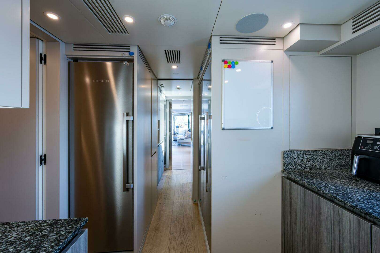2023 Benetti 34M OASIS - Image 41