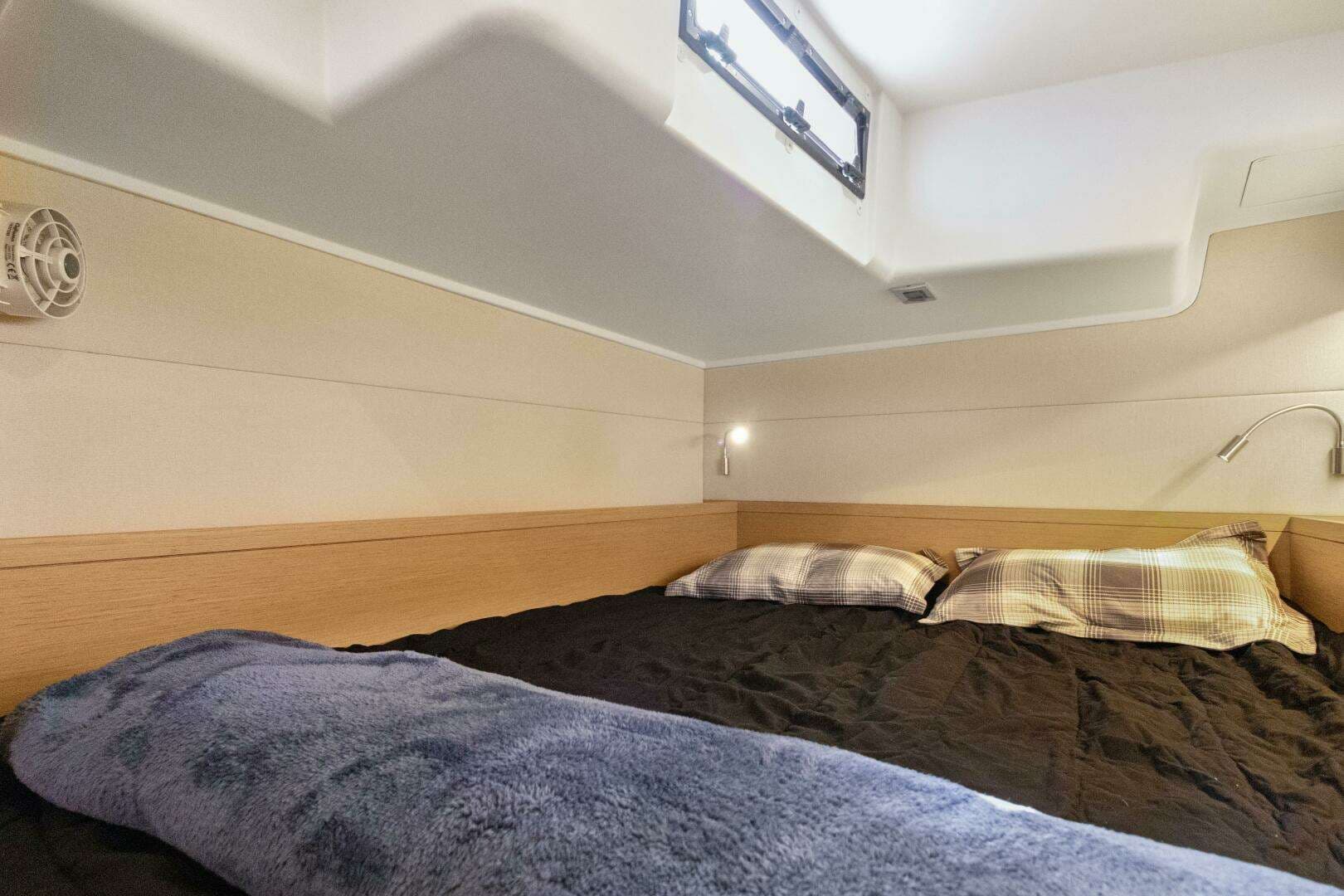 2017 Grand Soleil 52 LC - Image 61