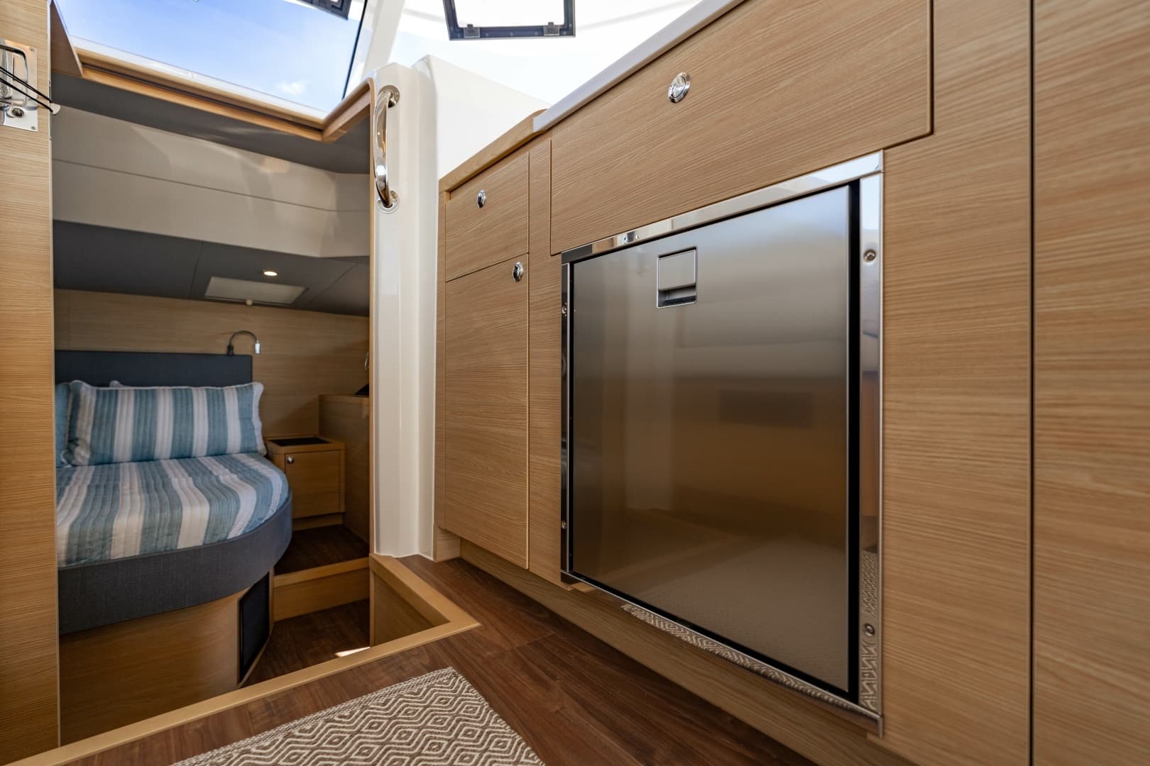 2024 Aquila 44 Yacht - Image 40