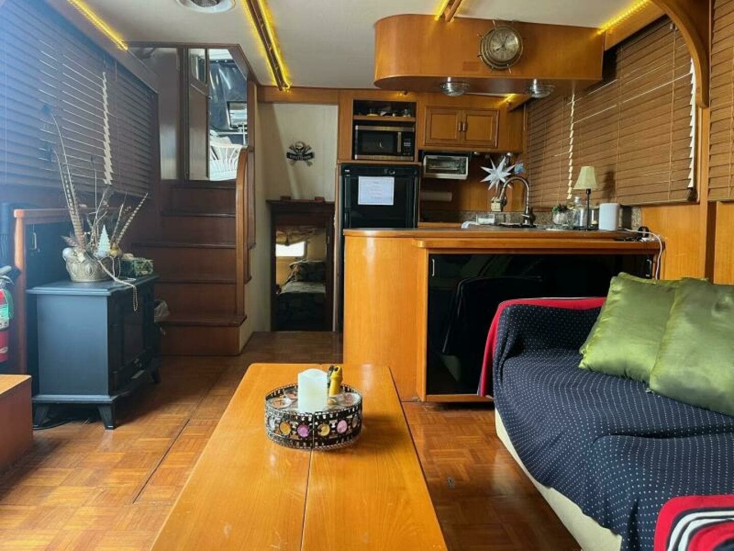 1988 CHB 46 Motor Yacht - Image 6