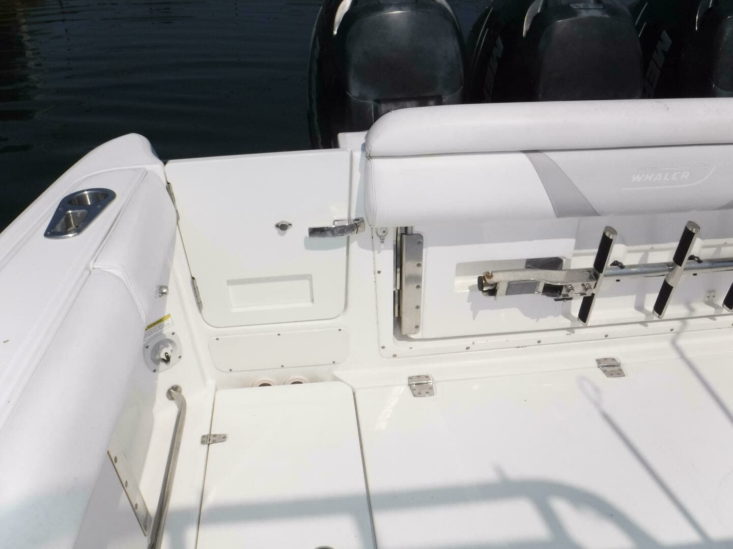 2014 Boston Whaler 370 Outrage - Image 22