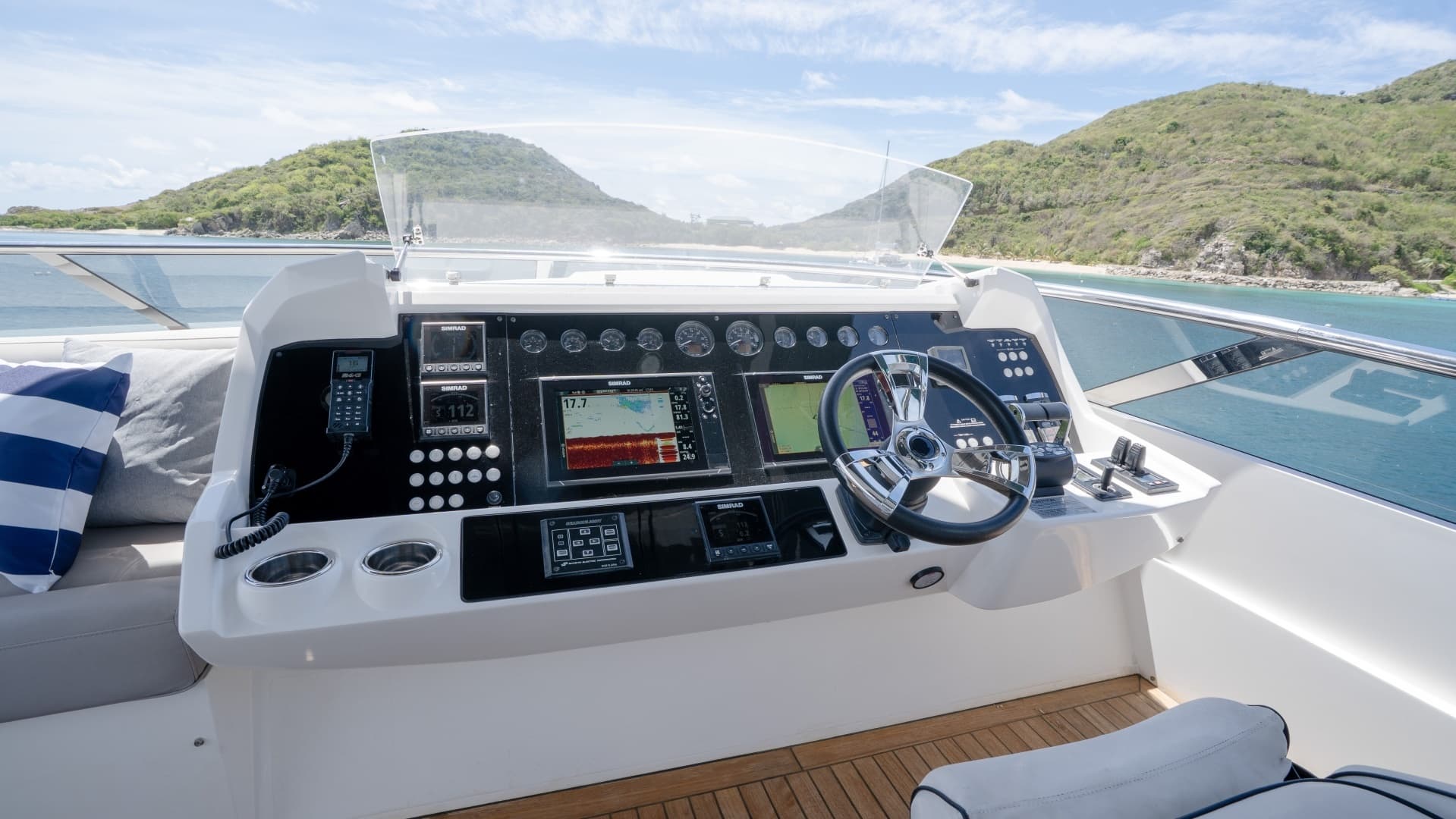 2017 Sunseeker 86 Yacht - Image 109