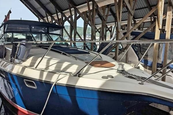 1994 Maxum 3200 SCR