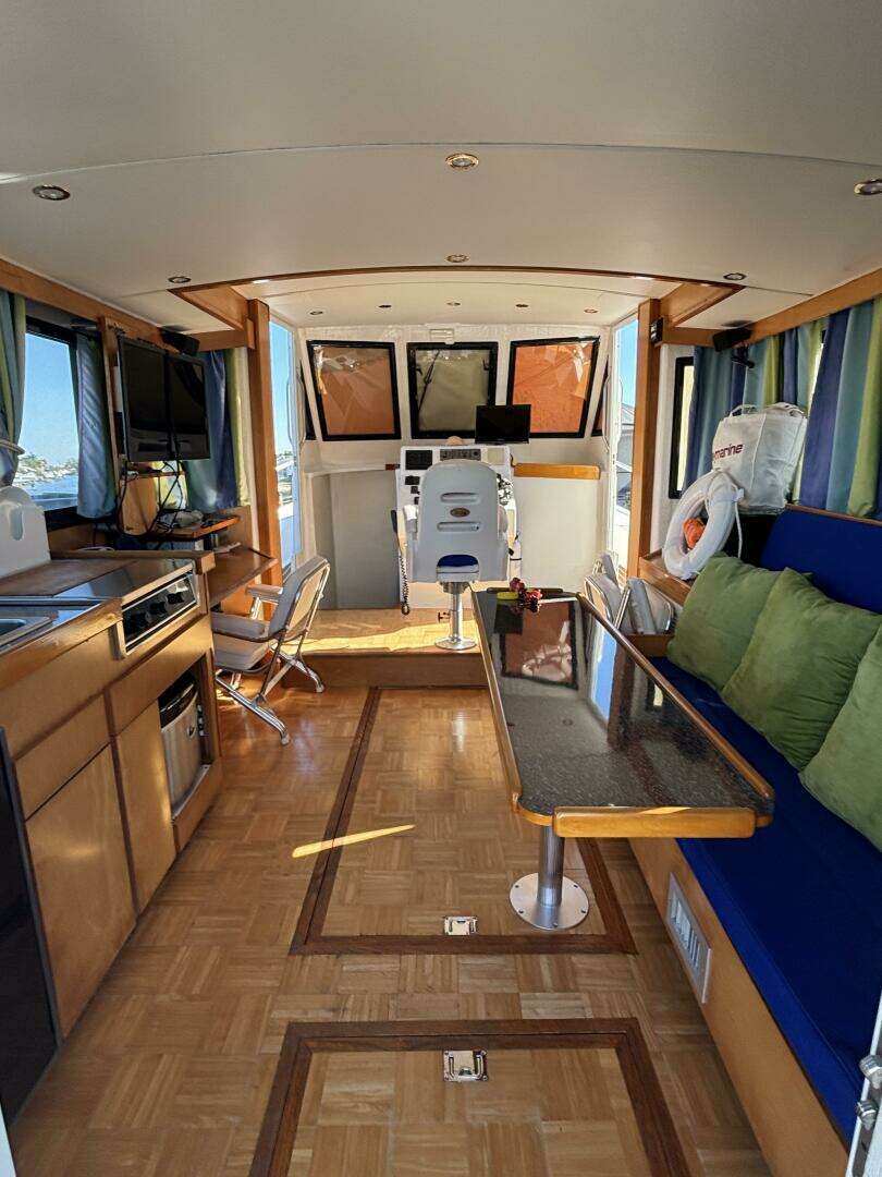 2006 Crusader Boats — - Image 7