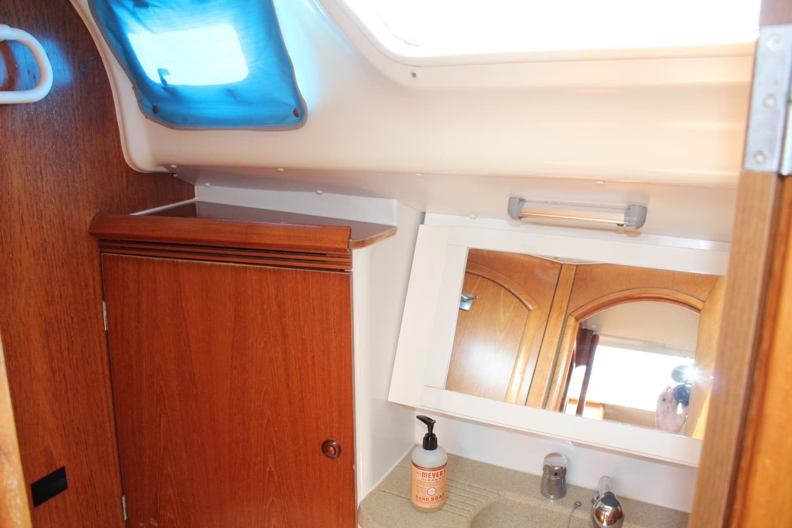 2006 Jeanneau 45 Sun Odyssey - Image 43