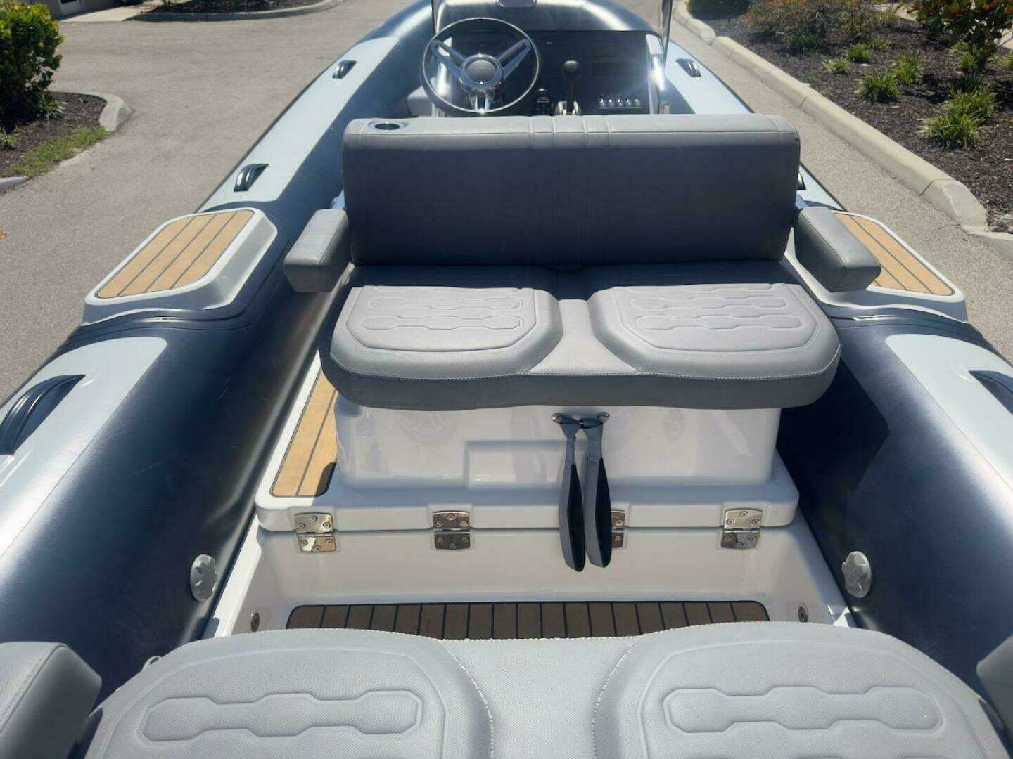 2024 Williams Jet Tenders 445 Diesel Jet - Image 11