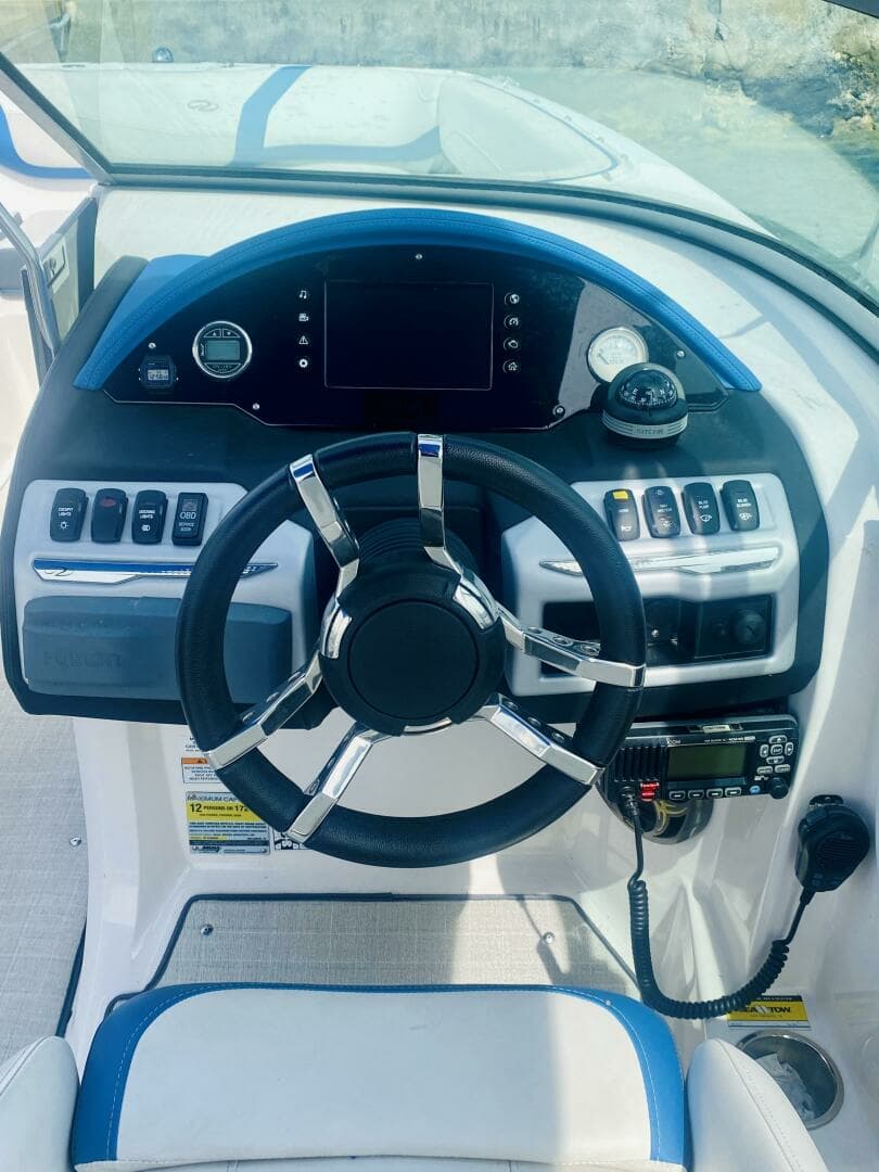 2016 Regal 22 Fasdeck - Image 24