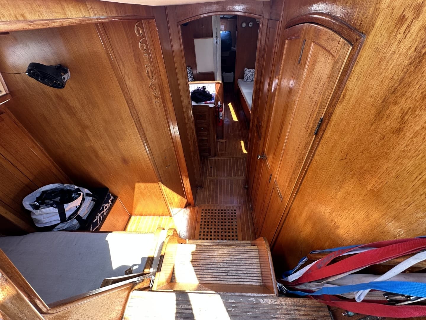 1983 Nordic 44 - Image 29