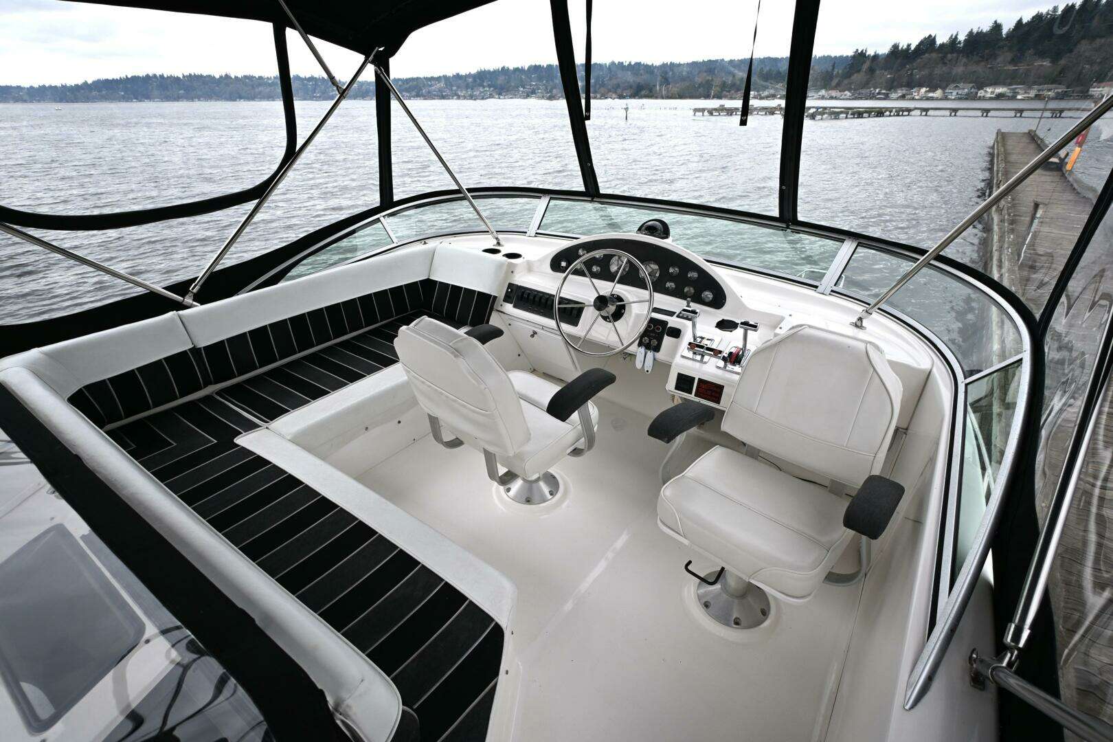 1996 Bayliner 4087 Aft Cabin Motoryacht - Image 22