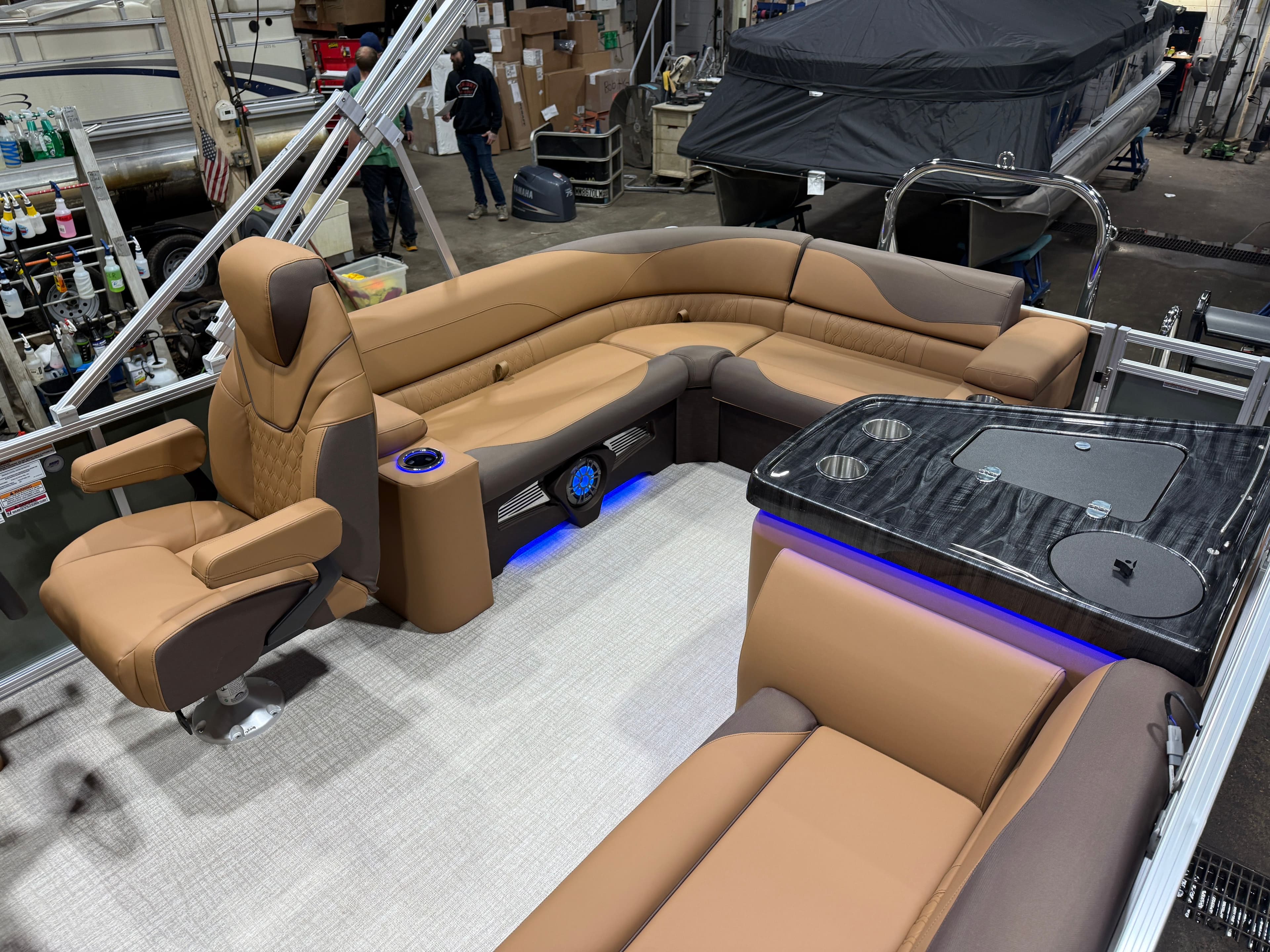 2026 Tahoe LTZ 2385 Elite Windshield Tritoon & Honda 4-Stroke EFI - 5