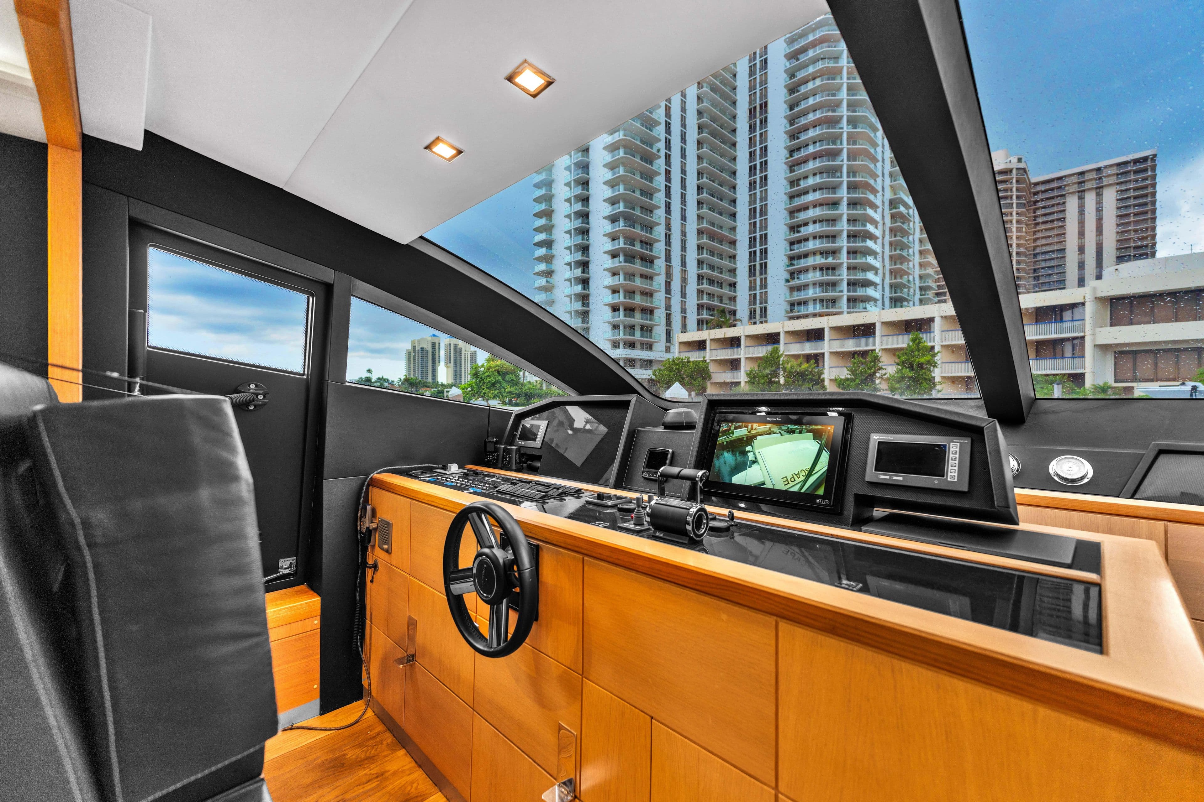 2013 Astondoa 72 GLX - 55