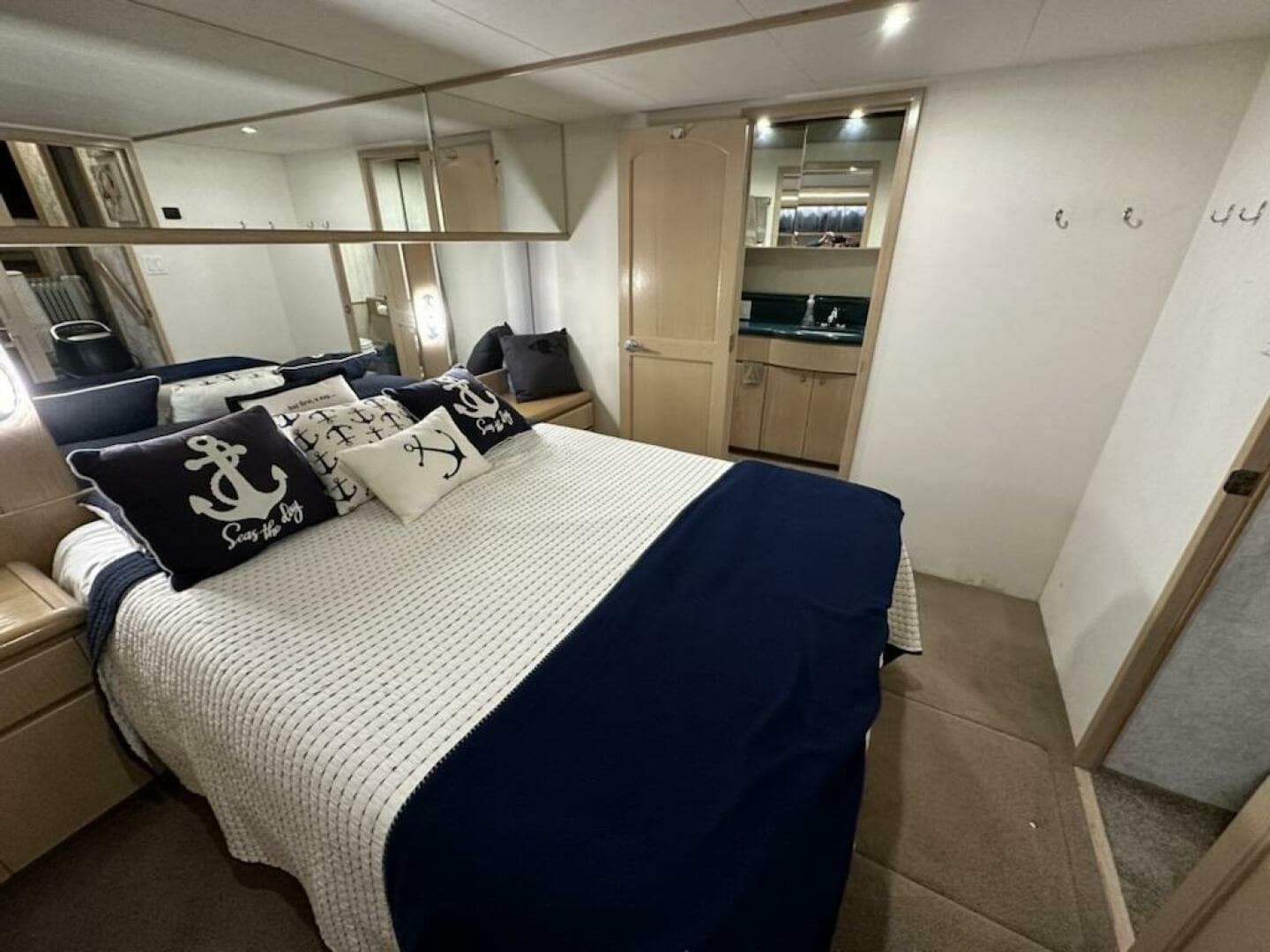 1993 West Bay Pilothouse - Image 38