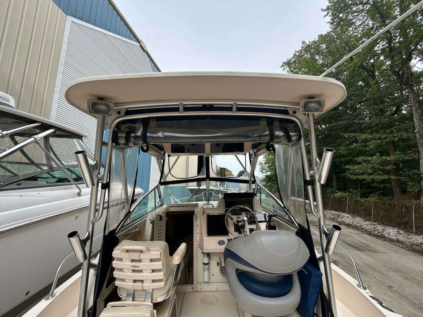 2004 Grady-White Gulfstream 232 - Image 16