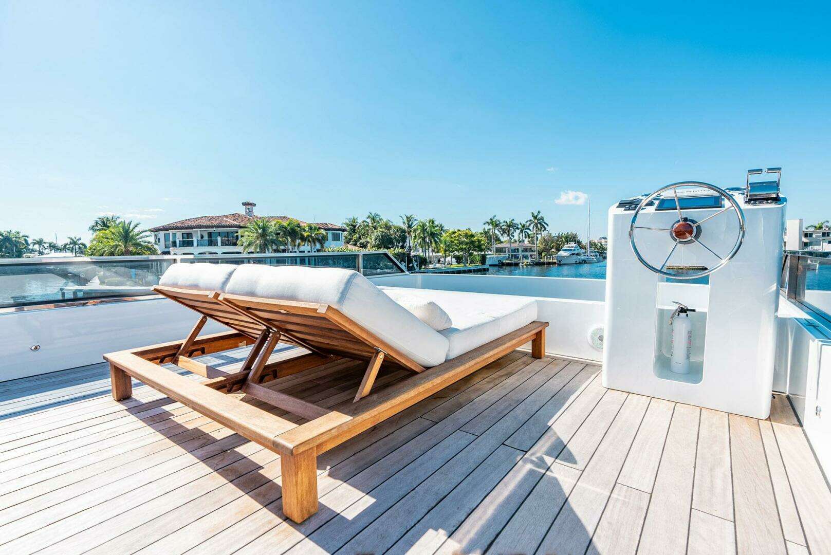 2023 Reina Boats 44DR - Image 8