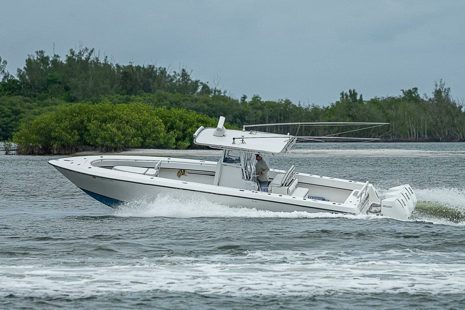 2004 Contender 36 Open - Image 5
