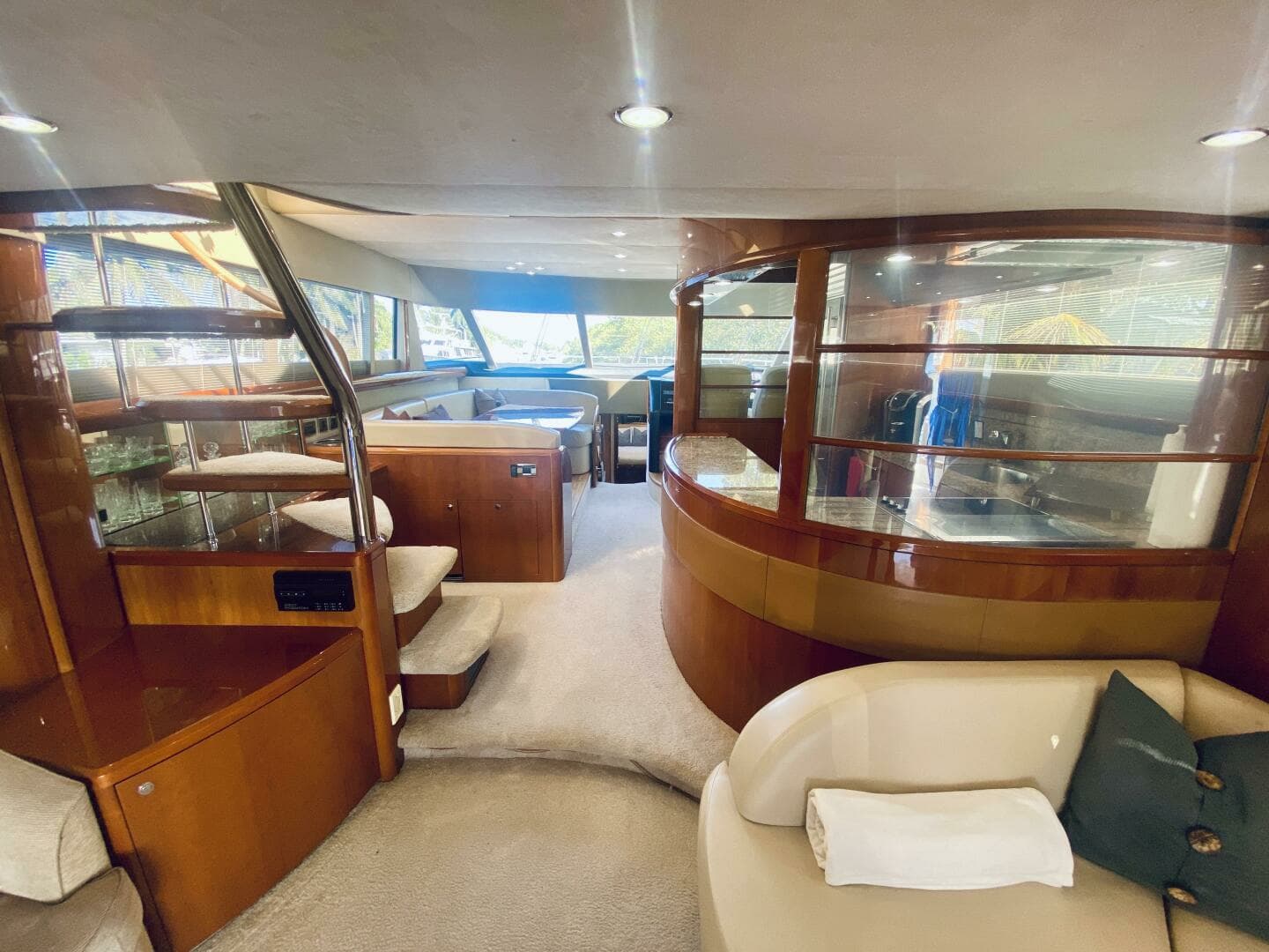 2006 Viking Princess Sport Cruiser - Image 8