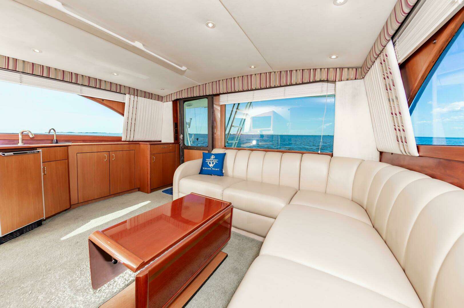 2000 Ocean 48 Supersport - Image 29