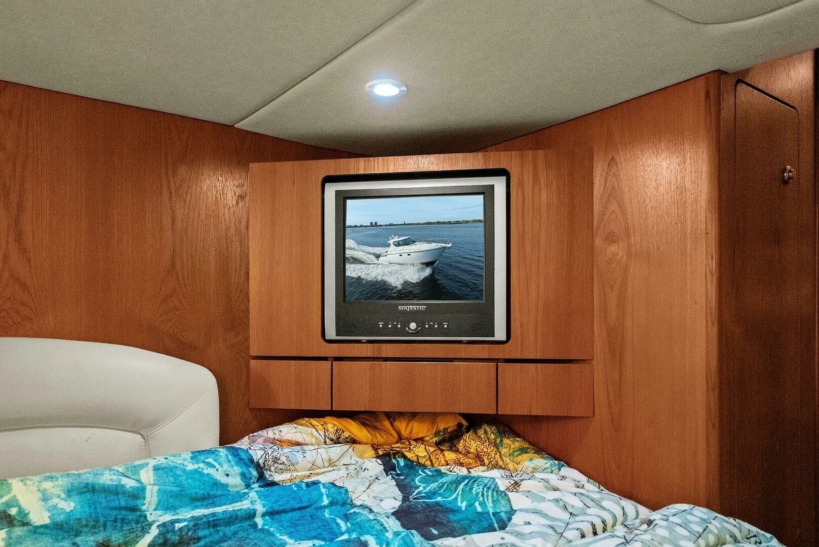2007 Tiara Yachts 4300 Sovran - Image 28