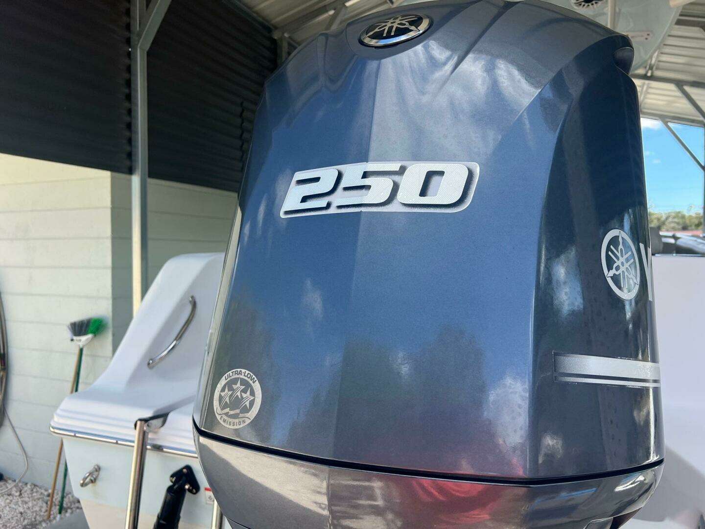 2021 Sportsman 232 Platinum Center Console - Image 18