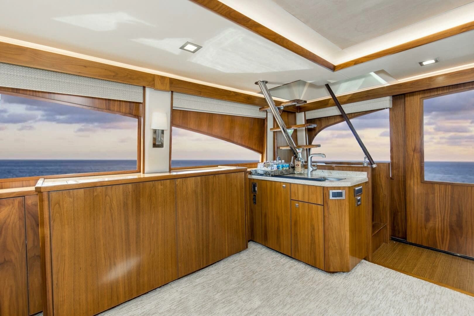 2016 Viking 92 Enclosed Bridge - Image 7