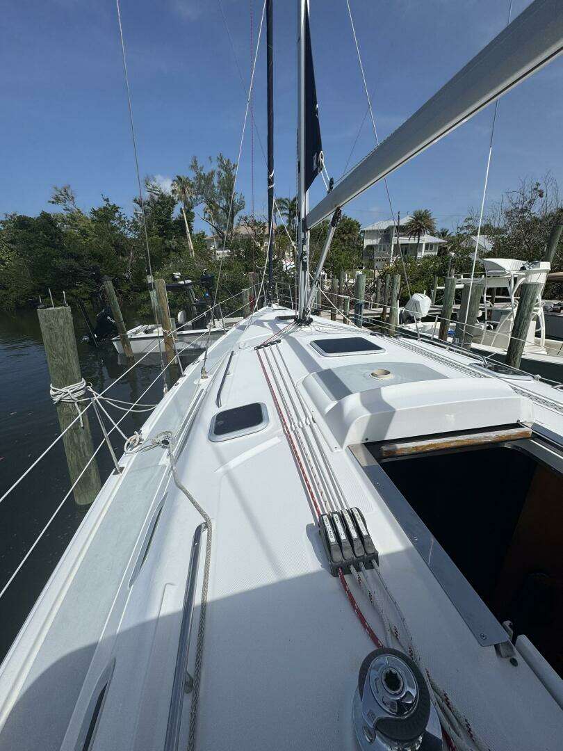 2004 Hunter — - Image 14