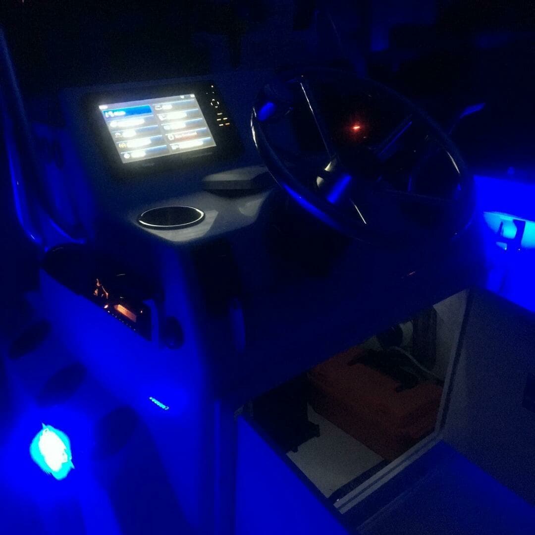 2009 Sailfish 1900 BB Bay Boat - Image 12