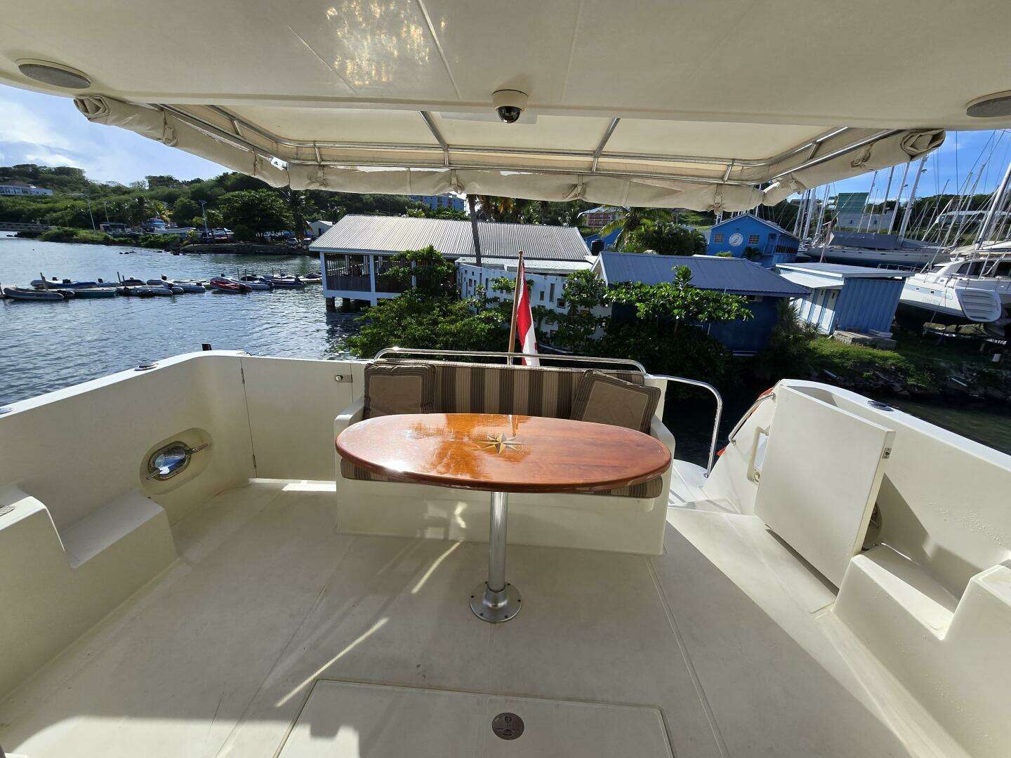 2006 Hampton 558 - Image 18