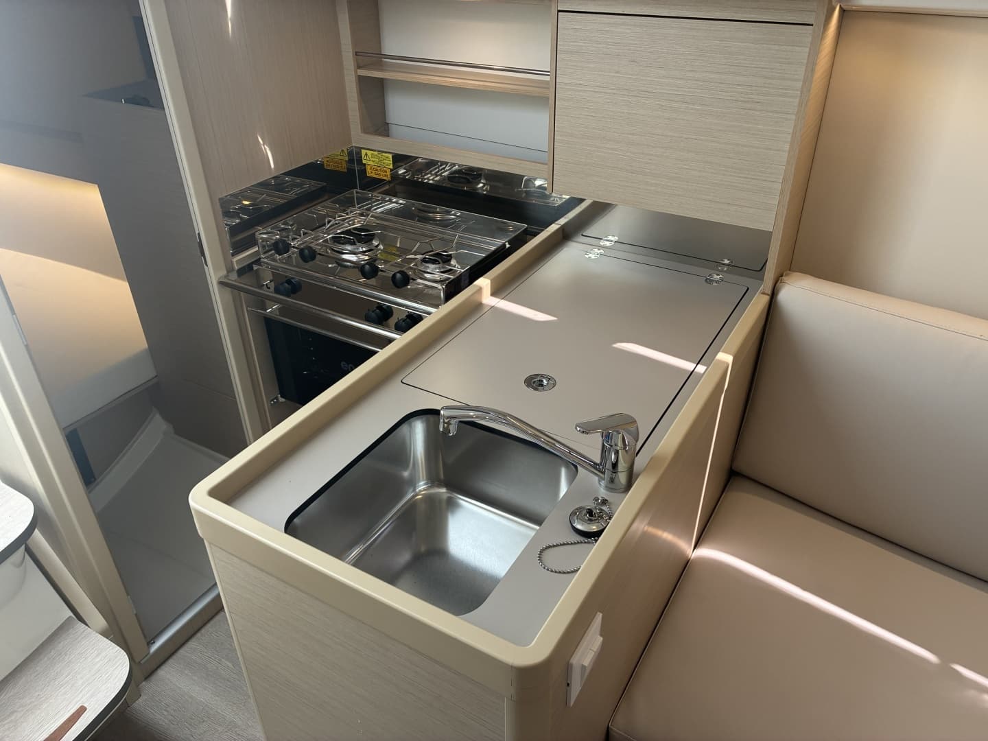 2023 Beneteau Oceanis 30.1 #292 - Image 8