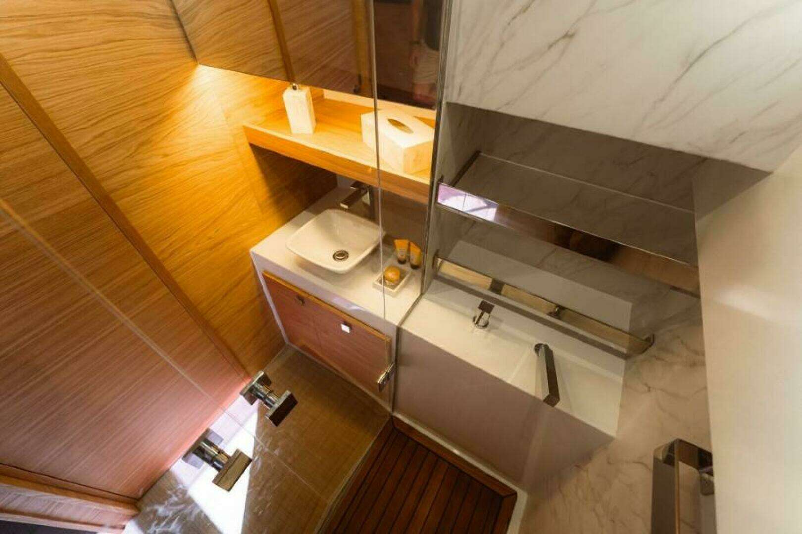 2026 De Antonio Yachts 50 Open - Image 22