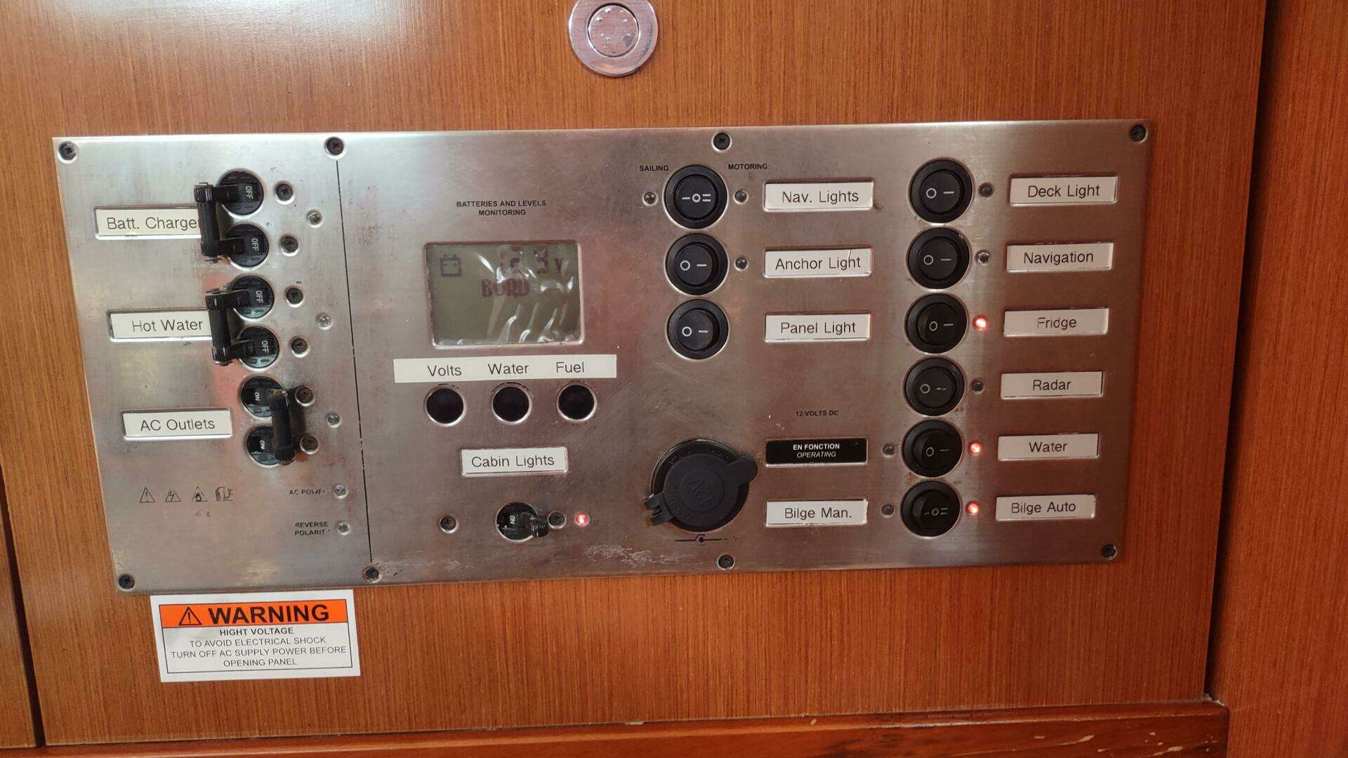 2011 Beneteau Oceanis 43 - Image 16