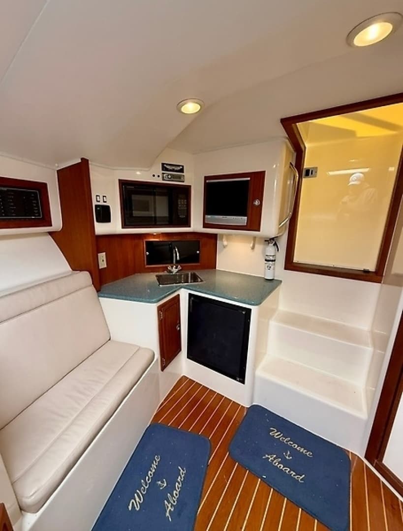 2006 Carolina Classic Express - Image 23