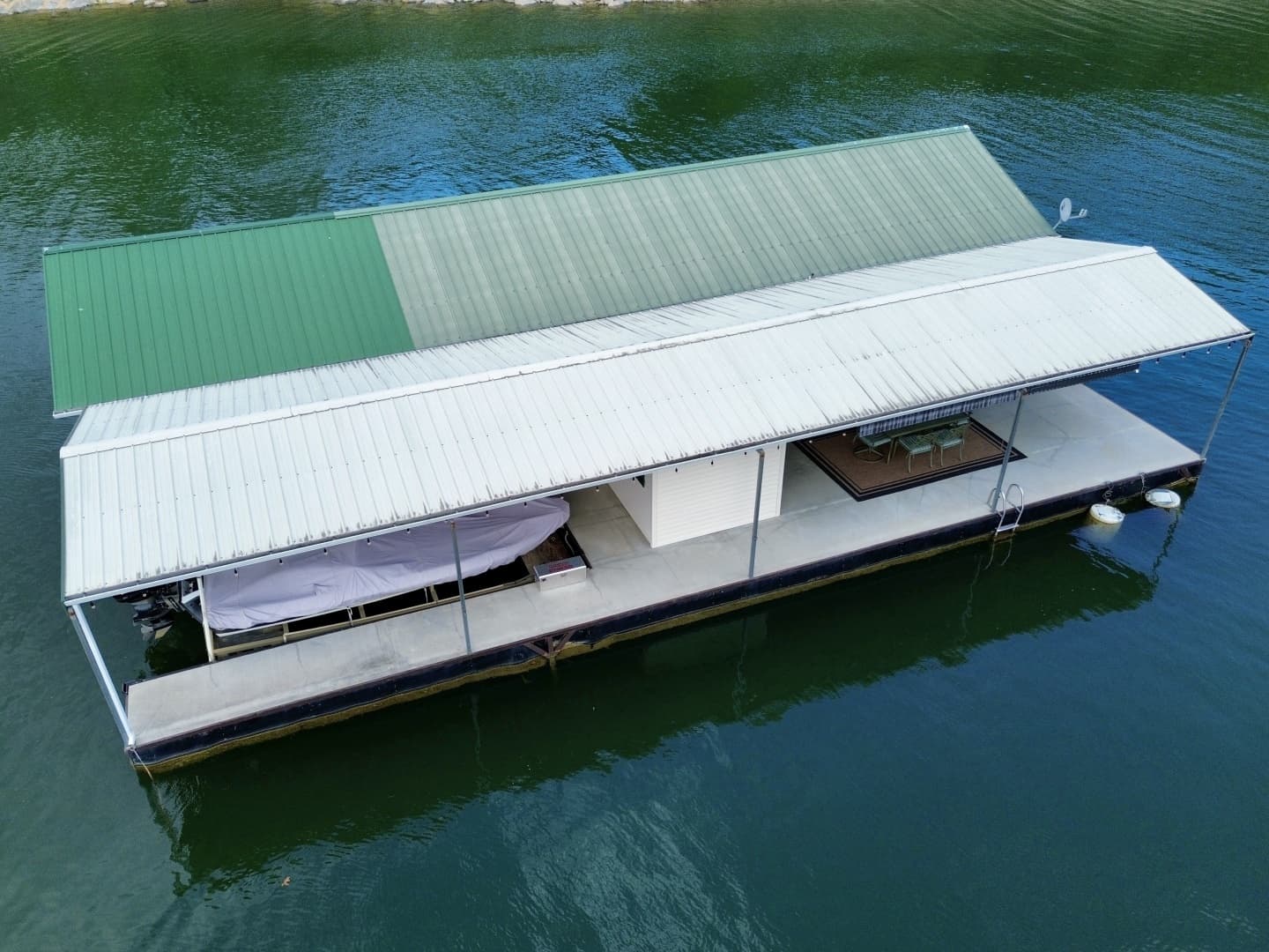 2002 Custom 20 x 53 Floating Cabin - Approx 999/sqft - Image 124