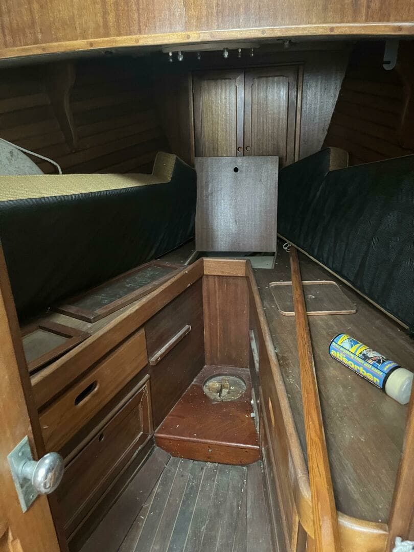 1973 Bruno & Stillman Friendship Sloop - Image 17
