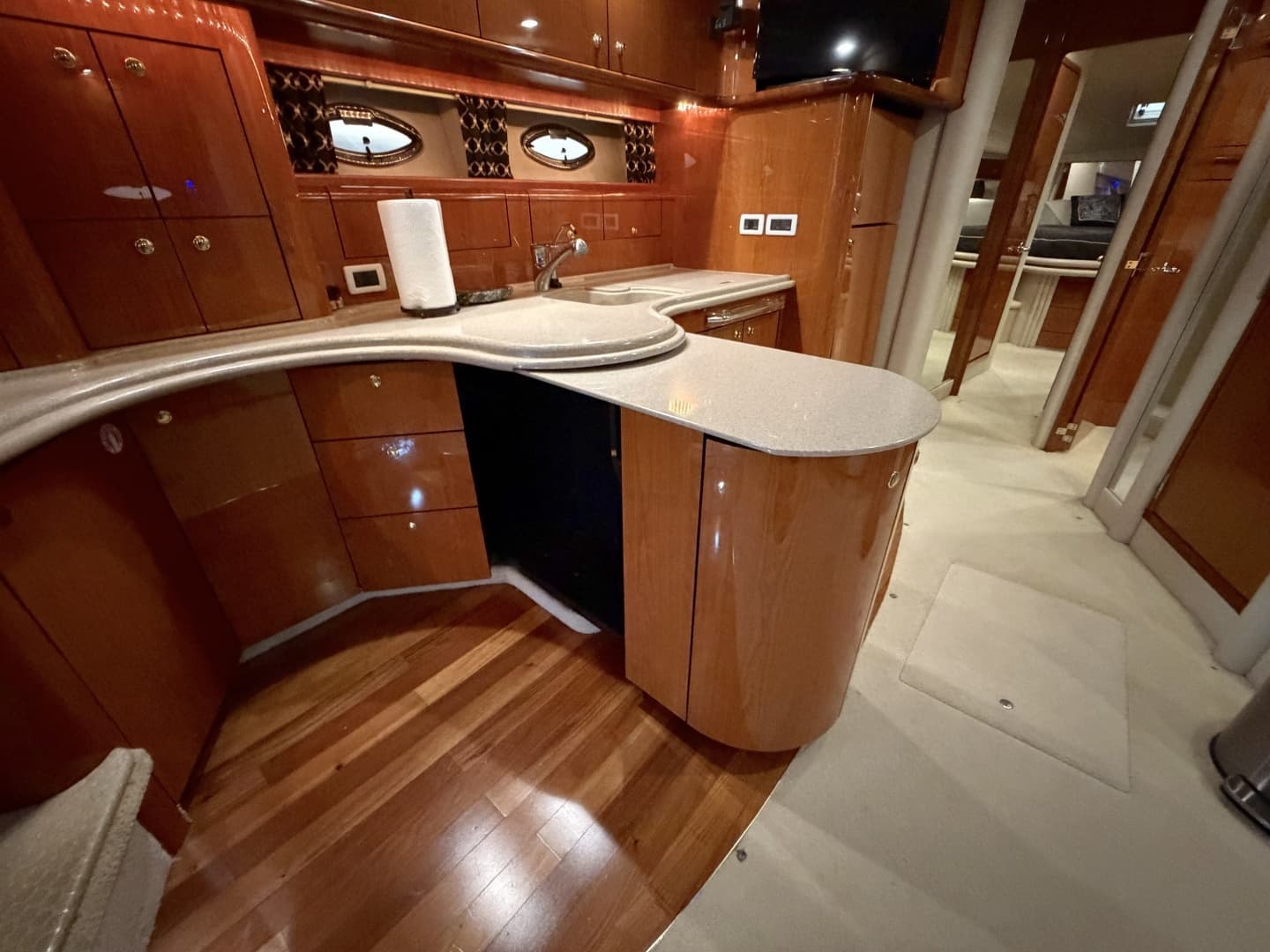 2001 Sea Ray 510 Sundancer 800 CAT - Image 26