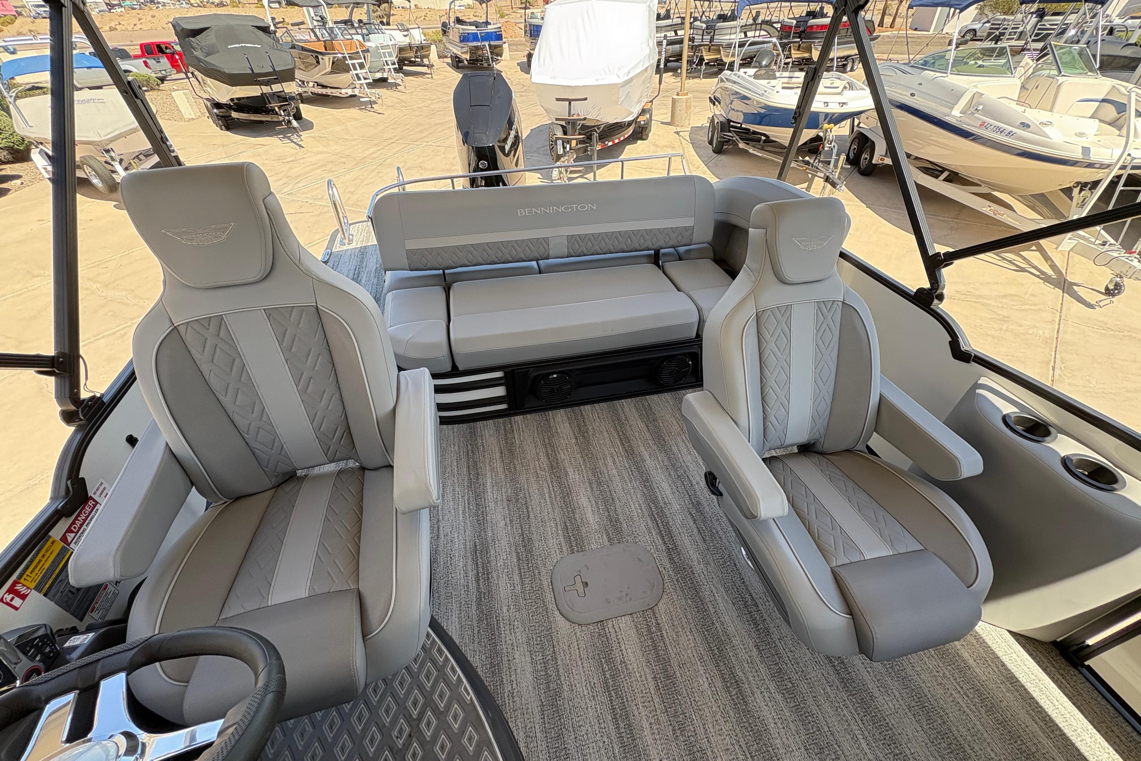 2026 Bennington 24 MSB boat interior with luxurious seating and modern design.