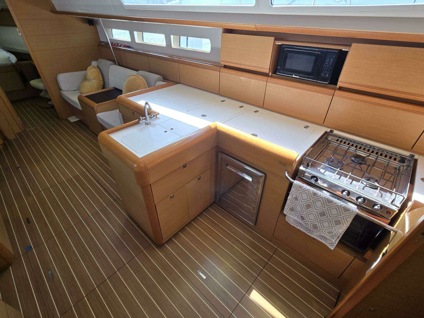2012 Jeanneau 509 - Image 37