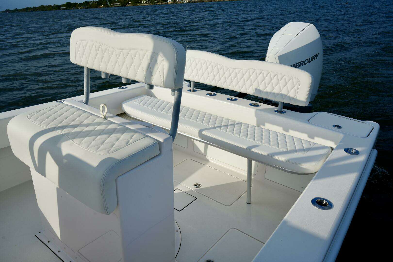 2024 Reef Runner Center Console - Image 2