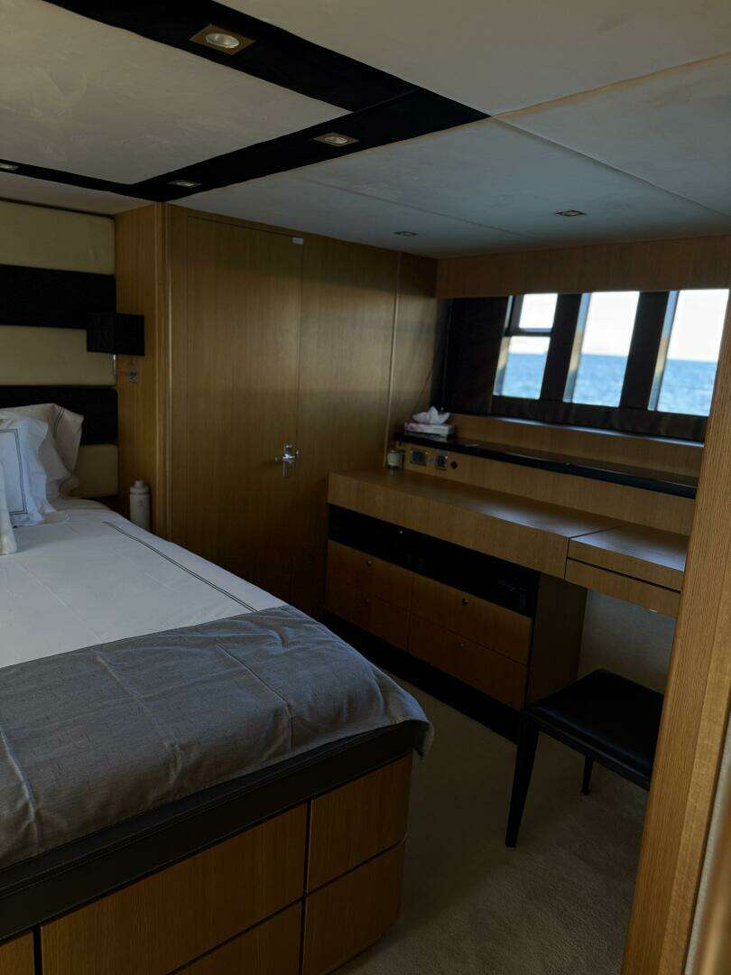 2014 Fairline — - Image 32