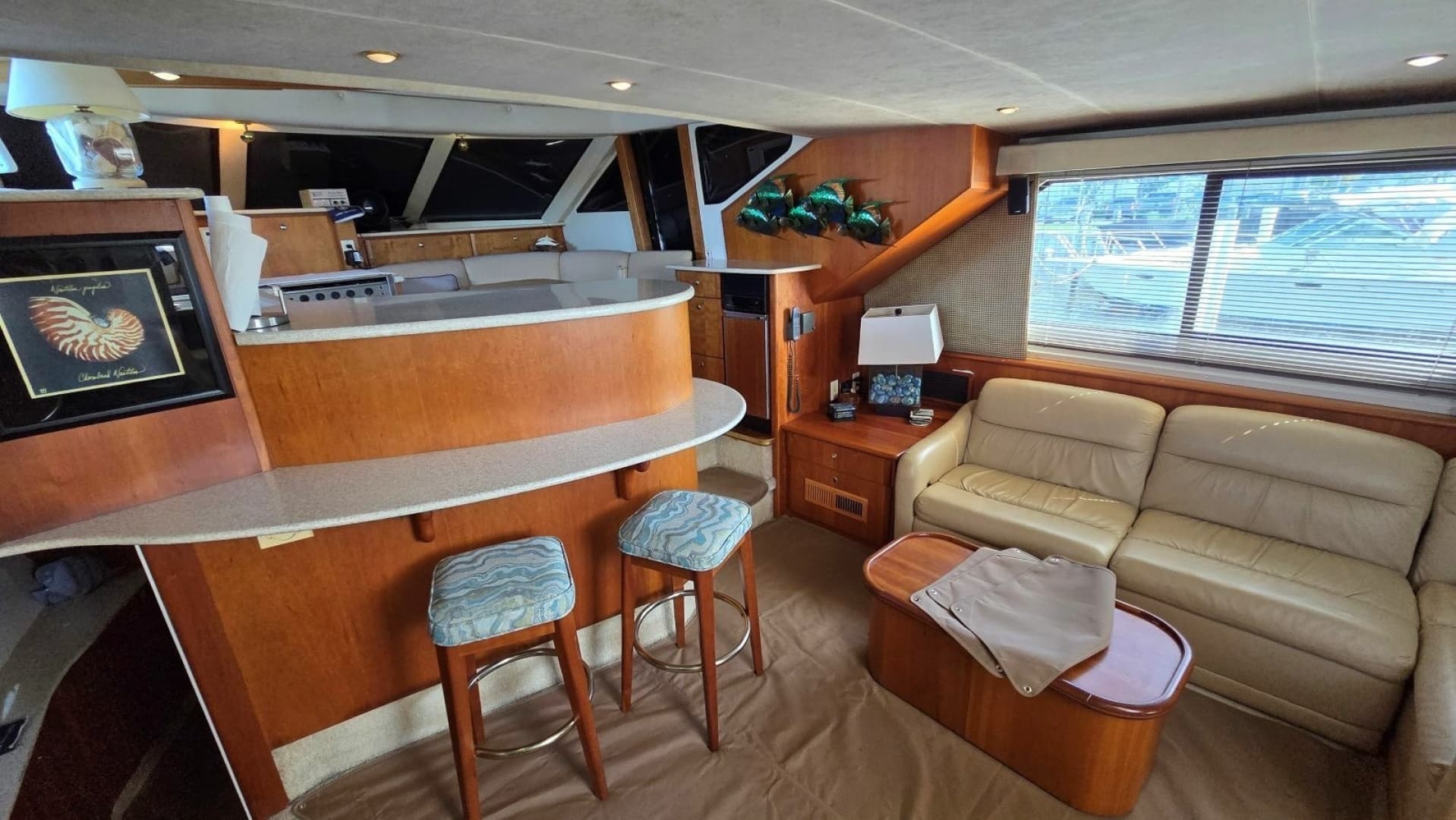 2001 Silverton 453 Motor Yacht - Image 31