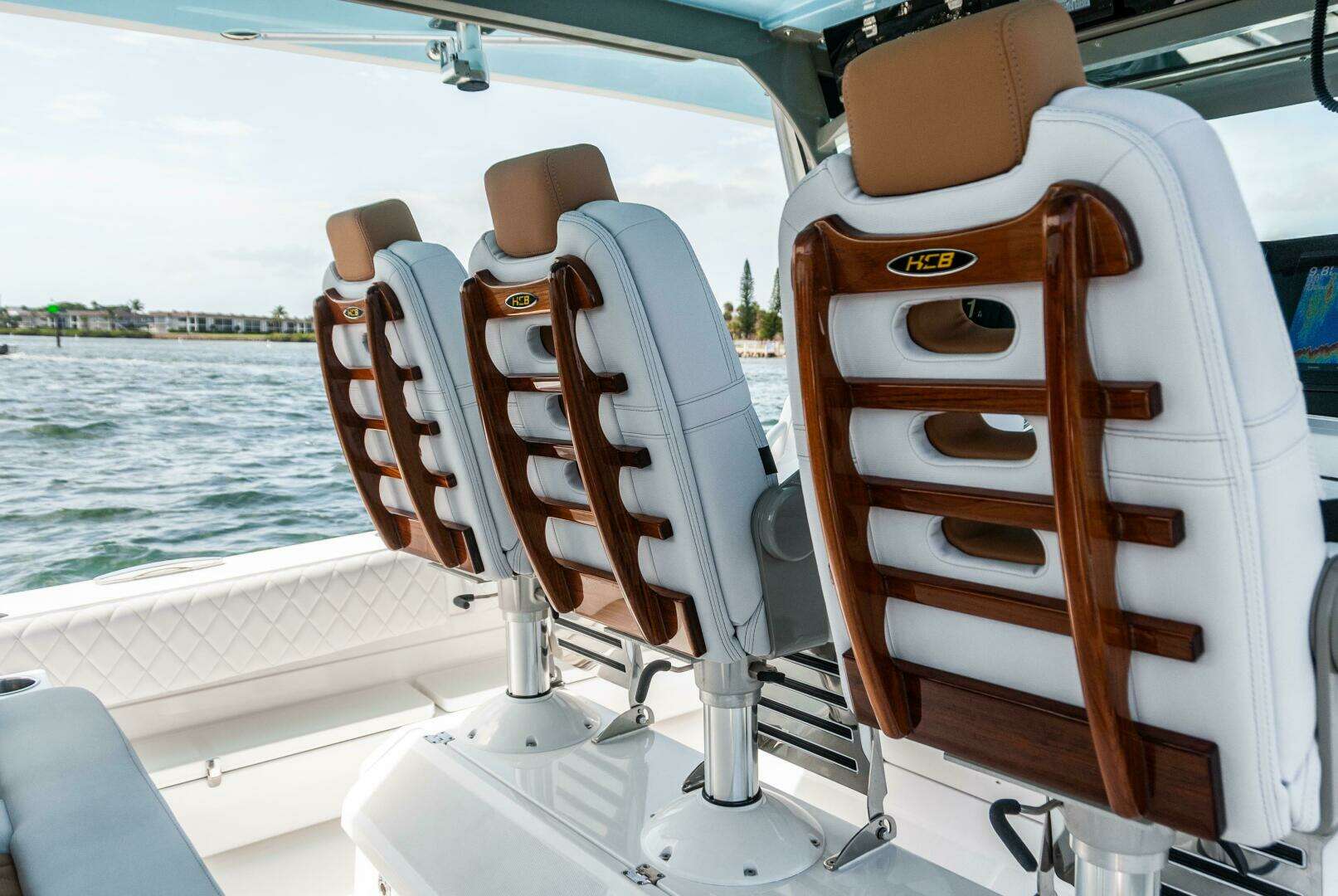 2021 HCB 53 Suenos - Image 21
