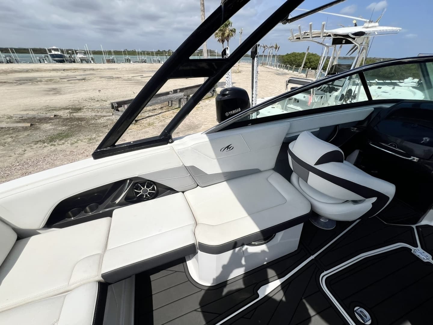 2015 Monterey 268SS - Image 35